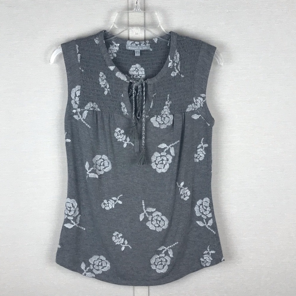 DANIEL RAINN Aliandra Braided Tie Knit Floral Top